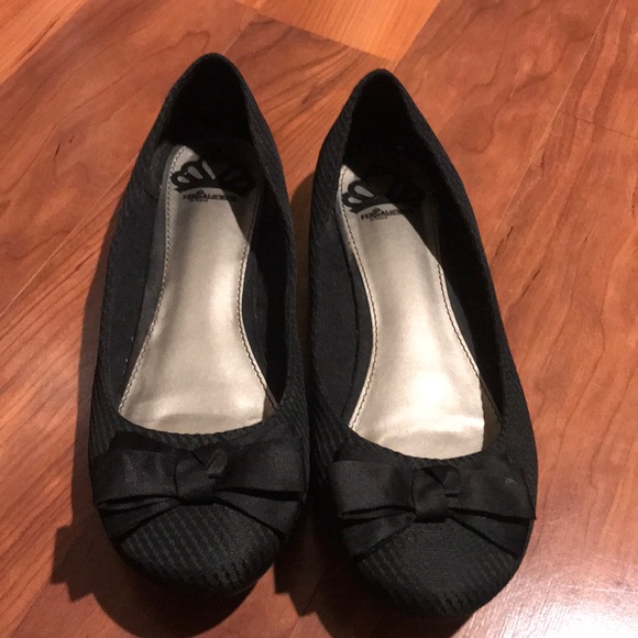 Fergalicious black flats Clearance